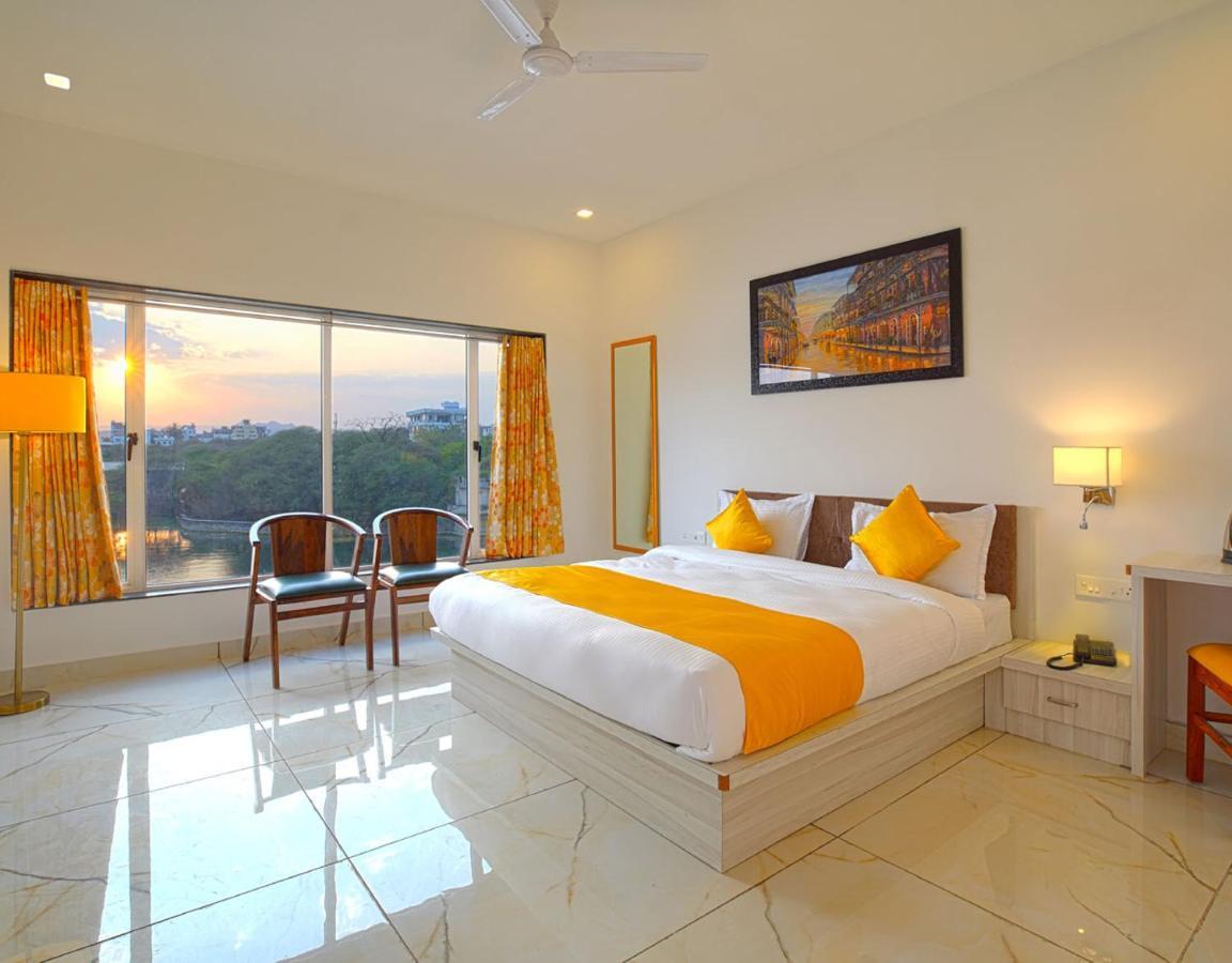 Haveli Jai Durga At Pichola Lake Hotell Udaipur Eksteriør bilde